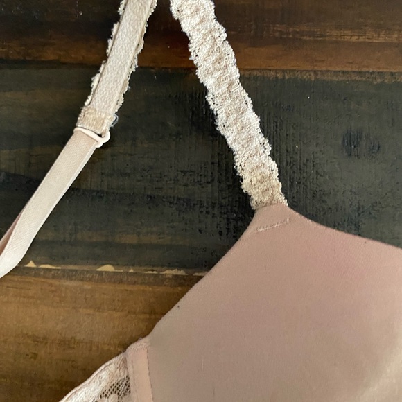 EUC Victoria’s Secret Pink Padded Bra - Picture 10 of 12